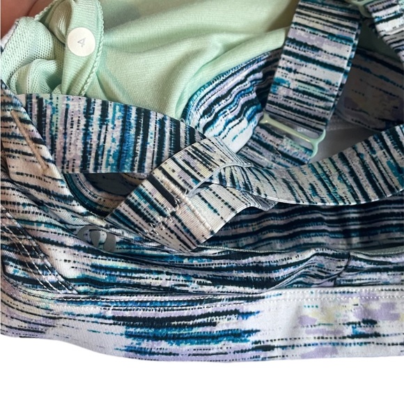 Lululemon Pure Practice Bra Blurry Belle Blue Lavender Sports Athletic - Picture 6 of 6